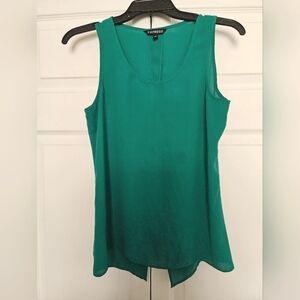 Express Top, Size XS, Color 💚